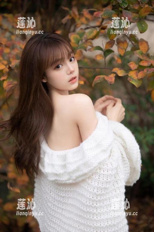 Zia (지아)修女的爱好在线写真合集，带你走进纯粹与创意的世界！